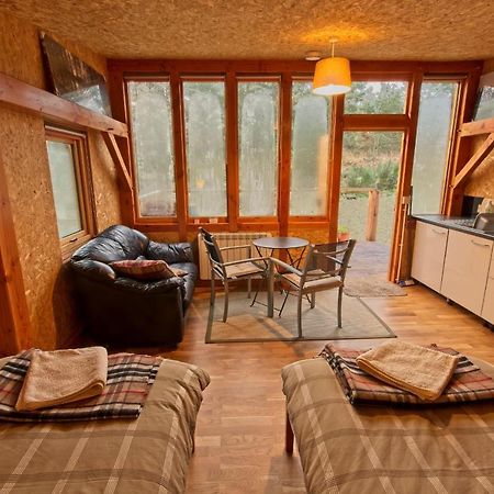 הוילה Cannich Caledonian Glamping מראה חיצוני תמונה